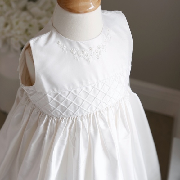 Strasburg Dress Ivory Silk Size 24 Months Flower Girl Special Occasion NWT - Picture 4 of 5